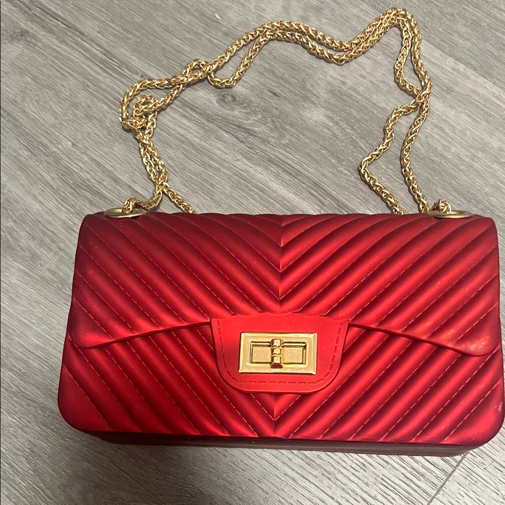 Elegant Red Quilted Chain Bag